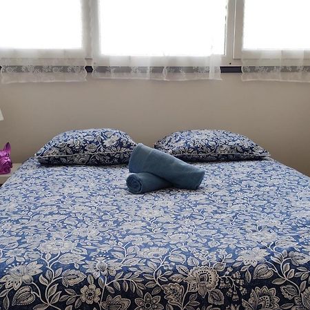 Charmant Appartement Proche Melun Centre Ville Luaran gambar
